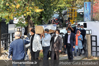  تشییع پیکر «ایران درّودی» در موزه هنرهای معاصر تهران
