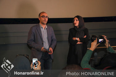 اکران مردمی فیلم "یک اتاق تاریک" در سینما آزادی