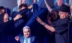 رونمایی از تندیس اکبر عبدی
