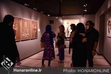 نمایشگاه گروهی به عنوان "تعلیق" در گالری ایده