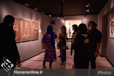 نمایشگاه گروهی به عنوان "تعلیق" در گالری ایده