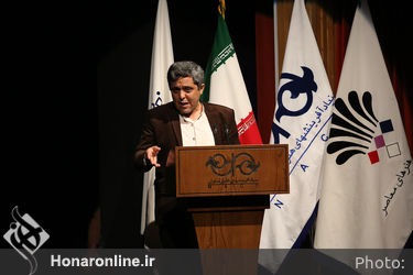 نخستین نشست هزاره خیام در فرهنگسرای نیاوران