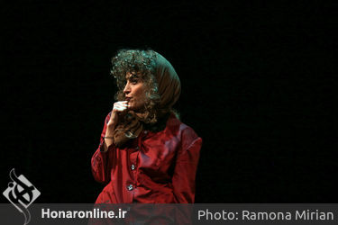 نمایش «اُلدسانگز: عشق روزهای کرونا» در پردیس شهرزاد
