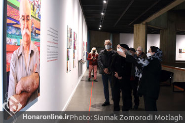 بازدید هنرمندان از نمایشگاه مهدی سحابی در موزه هنرهای معاصر