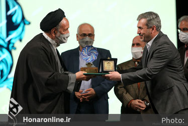 دومین دوره جایزه آیینه دار دوران «از باستانی پاریزی تا خواجوی کرمانی» در تالار وحدت