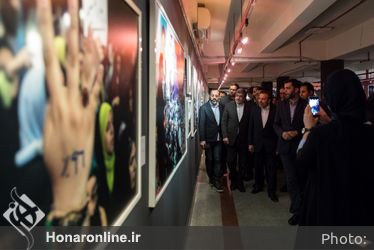 نمایشگاه عکس و گرافیک «دوباره ایران» در فرهنگستان هنر