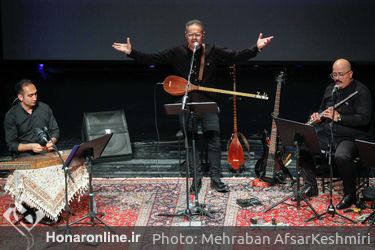 بزرگداشت حکیم ابوالقاسم فردوسی در فرهنگسرای نیاوران با اجرای گروه موسیقی شهپر