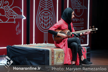 اجرای نوازندگان تار در سیزدهمین دوره جشنواره ملی موسیقی جوان
