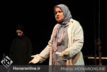 کنسرت - نمایش «دوازده» در تماشاخانه مهرگان