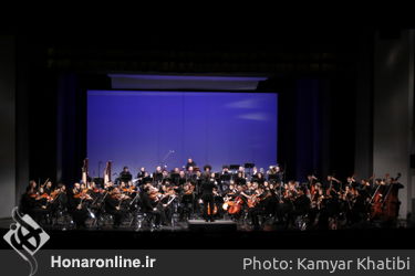 اجرای ارکستر سمفونیک تهران به رهبری شهرداد روحانی در تالار وحدت