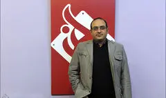 امیر مشهدی‌عباس نمایش «اطربمو» را به صحنه‌ می‌آورد