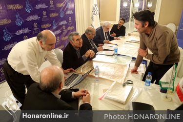 داوری نخستین جایزه بین‌المللی خوشنویسی "یاس یاسمین"