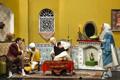 نمایش "جعفرخان از فرنگ برگشته" در نشست نقد صحنه