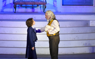  نمایش الیور توییست