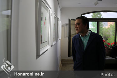 نمایشگاه نقاشی احمدرضا احمدی با عنوان "هزار اقاقیا در چشم تو هیچ بود" در گالری کاما