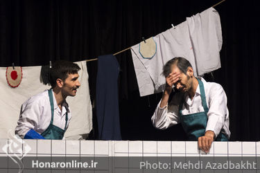 نمایش "56، غسالخانه طهران" در تماشاخه دیوار چهارم