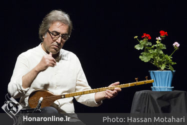 رونمایی از آلبوم "سپيدار" حمید متبسم در  فرهنگسرای نیاوران