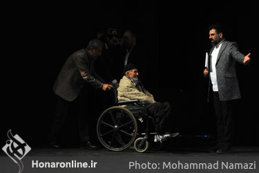 مراسم افتتاحیه چهل و دومین جشنواره تئاتر فجر