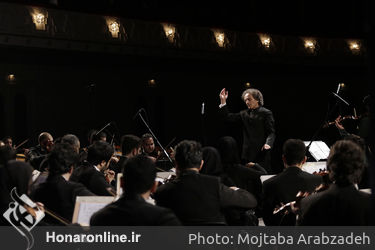 اجرای ارکستر سمفونیک تهران در جشنواره موسیقی فجر