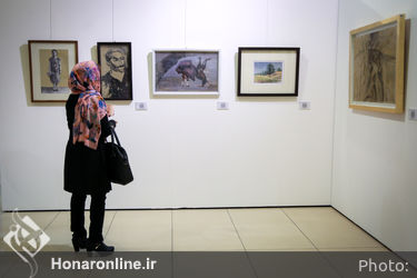افتتاحیه نمایشگاهی از آثار هنرمندان در پردیس ملت