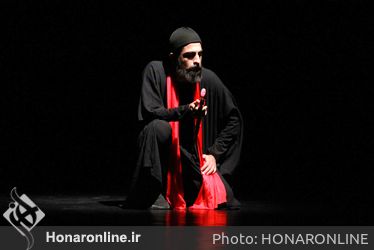 نمایش "مجلس آذر" در تماشاخانه ملک