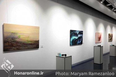 نمایشگاه تلفیقی نقاشی،خط و موسیقی اثر « یلدا دوستی» در گالری پردیس ملت
