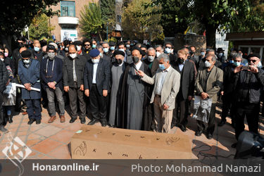 مراسم تشییع پیکر " کامبیز درمبخش " از مقابل خانه هنرمندان