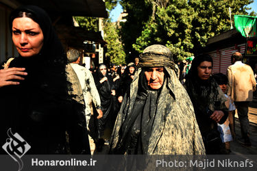گِل‌مالی آیین کهن عزاداری عاشورا در لرستان‎