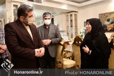 دیدار وزیر فرهنگ و ارشاد اسلامی با خانواده مرحوم استاد حبیب الله صادقی
