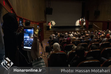 آیین بزرگداشت " حافظ شیرازی " به همراه رونمایی از آلبوم " حافظ خوانی " در فرهنگسرای نیاوران