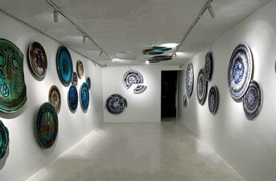 نمایشگاه «آبی سفید» ایرج شافعی در گالری کوین