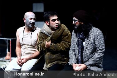 نمایش «دو دوز سایتوتیک» در سالن حافظ