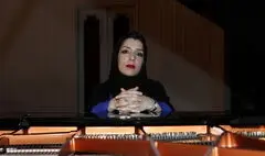 رسیتال پیانوی بهاره کمایی در تالار وحدت