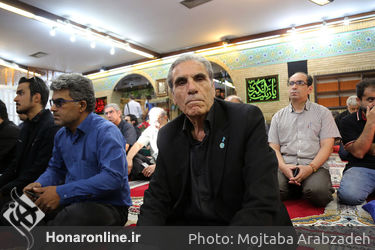 مراسم ختم زنده یاد حسین عرفانی در مسجد بلال