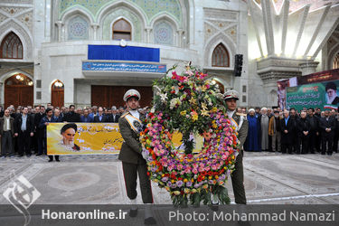 تجدید بیعت وزیر فرهنگ و ارشاد اسلامی به همراه جمعی از معاونان و مدیران این وزارتخانه و اصحاب فرهنگ، هنر، رسانه و با آرمان‌های حضرت امام (ره) 