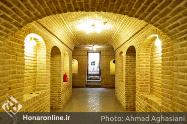 بازدید خبرنگاران از خانه ملک