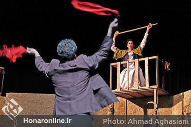 نمایش "کِل و وِی" در تالار محراب