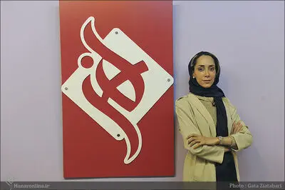 صنم اسلامیه: به المان‌هان ایرانی در نقاشی‌ علاقه دارم / تماشاگر حرفه‌ای تئاتر هستم