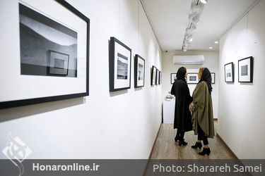 نمایشگاه عکس مژگان راسخی‌نژاد و محیا کشفی در گالری بهارک