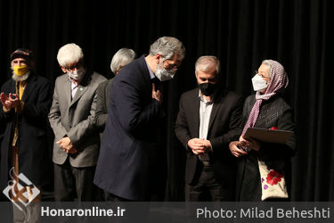 تجلیل از بانوان هنرمند پیشکسوت به مناسبت روز زن‎‎ 
