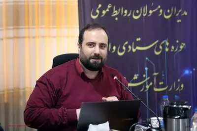 محمد لسانی در گفتگو با هنرآنلاین: فرهنگ و هنر ما در کانون توجه دشمن است