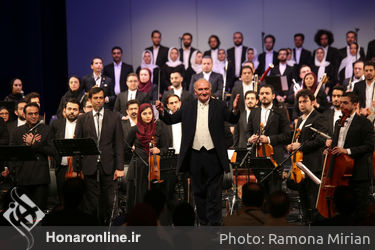 کنسرت ارکستر ملی ایران به رهبرى روبن آساتریان
