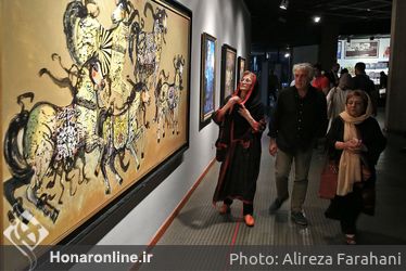 نمایشگاه آثار ناصر اویسی در موزه هنرهای معاصر