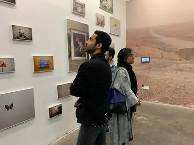 نمایشگاه "مواجهه" البرز کاظمی در اتاق‌برق دستان 