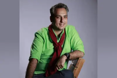 نمایشی موزیکال و بی‌کلام با موضوع محیط زیست / پخش آنلاین گام مثبتی در تئاتر کشور است / روایت امید انصاری از نمایش "دنیای شگفت‌انگیر اکو و تاکو"
