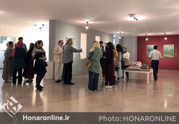 نمایشگاه گروهی هنرمندان جوان شیرازی در گالری لاله