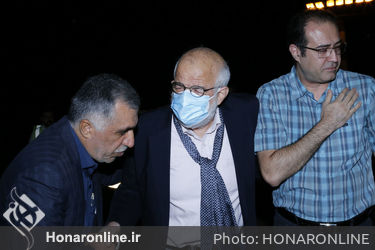 استقبال از پیکر  امیر هوشنگ ابتهاج با جمعی از بزرگان و اهالی فرهنگ و هنر در فرودگاه امام خمینی 