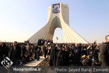 وداع مردم تهران با شهداى مقاومت