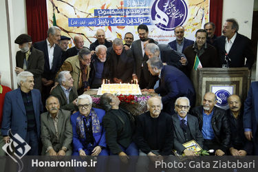 جشن تولد هنرمندان پیشکسوت متولد پاییز با تقدیر از مرادخانی برگزار شد