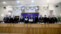 مراسم امضای تفاهم نامه همکاری بین وزارت راه وشهر سازی و وزارت فرهنگ وارشاد اسلامی برای تامین مسکن هنرمندان وخبرنگاران